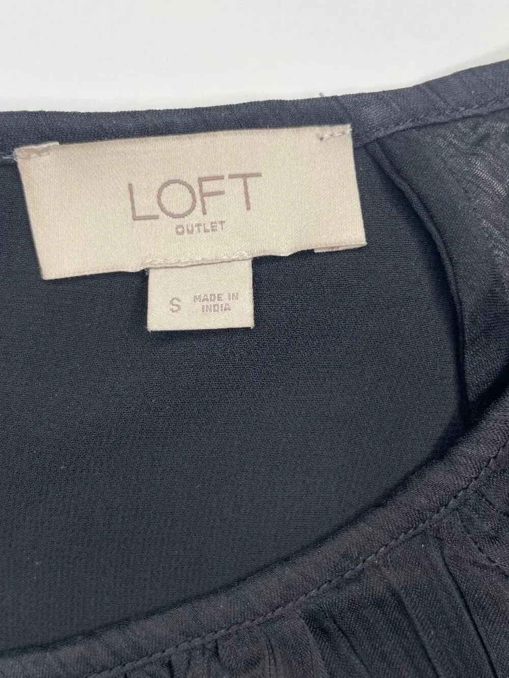 LOFT Black Pleated Balloon Sleeve Bubble Hem Corporate Goth Blouse Sz Small